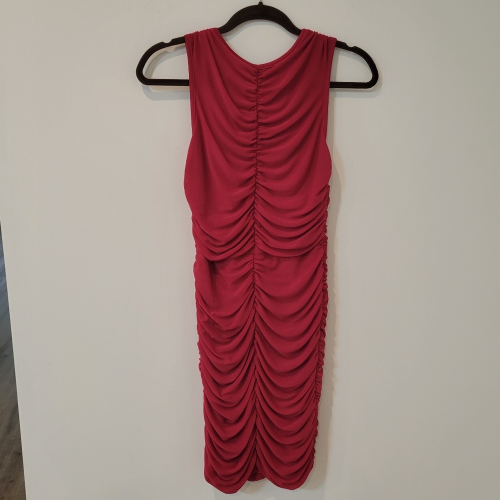 2B Bebe Red Ruched Dress Medium - Picture 2 of 4